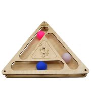 Игрушка д/кошек игровой комплекс Треугольник с шариками   1/10