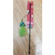 Игрушка-дразнилка WOGY д/кошек новогодняя Ёлочка с перьями l=15см на палочке l=40см с колокольчиком арт.2025-2338 Код276120